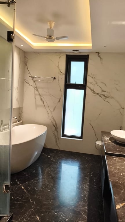 Vasant vihar third floor with terrace thumbnail 2