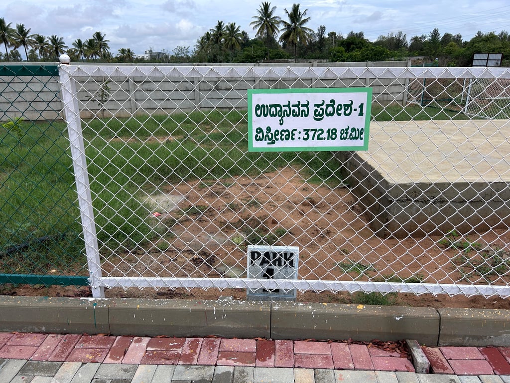 DC CONVERTED PLOTS FOR SALE IN NORTH BANGALORE JUST @ RS. 1999/- PER SQFT thumbnail 5