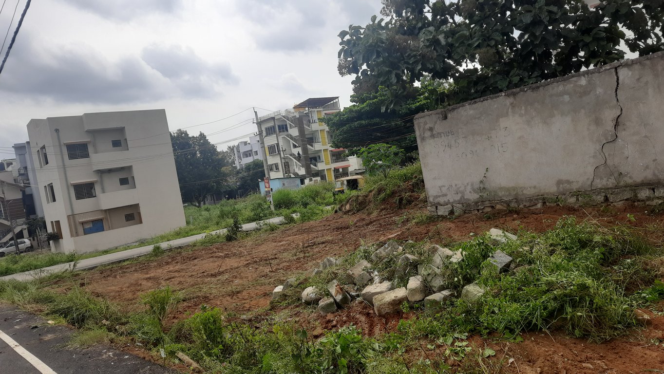 SEMI COMERCIAL PLOT FOR SALE BANNERGHATTA thumbnail 3