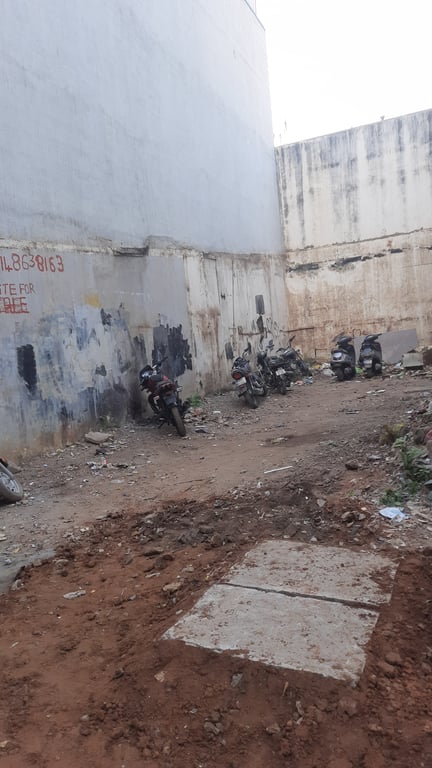 A KHATA BBMP PLOT FOR SALE very close to HSR Layout thumbnail 3