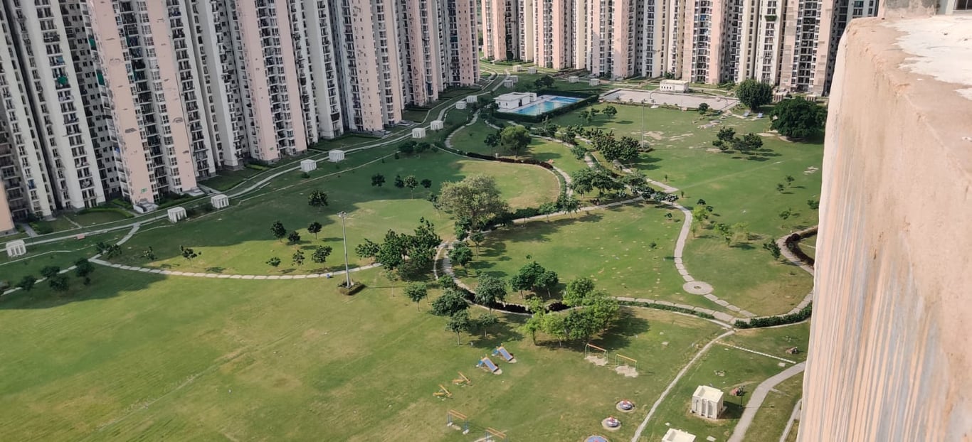 4BHK+Servant Penthouse in Jaypee Aman thumbnail 2