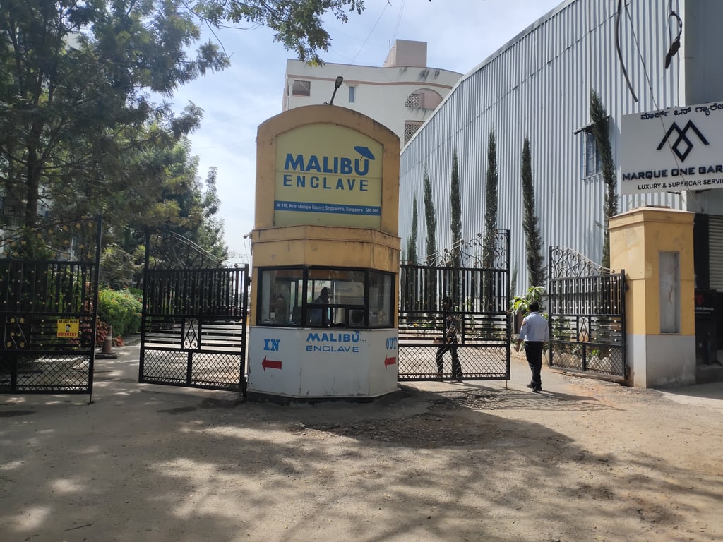 Specious 1 bhk flat at Singasandra, South Banglore thumbnail 11