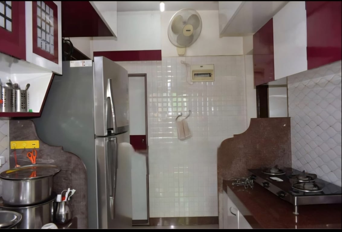 2BHK APARTMENT FOR SALE AT MALAD EAST IN MUMBAI thumbnail 3