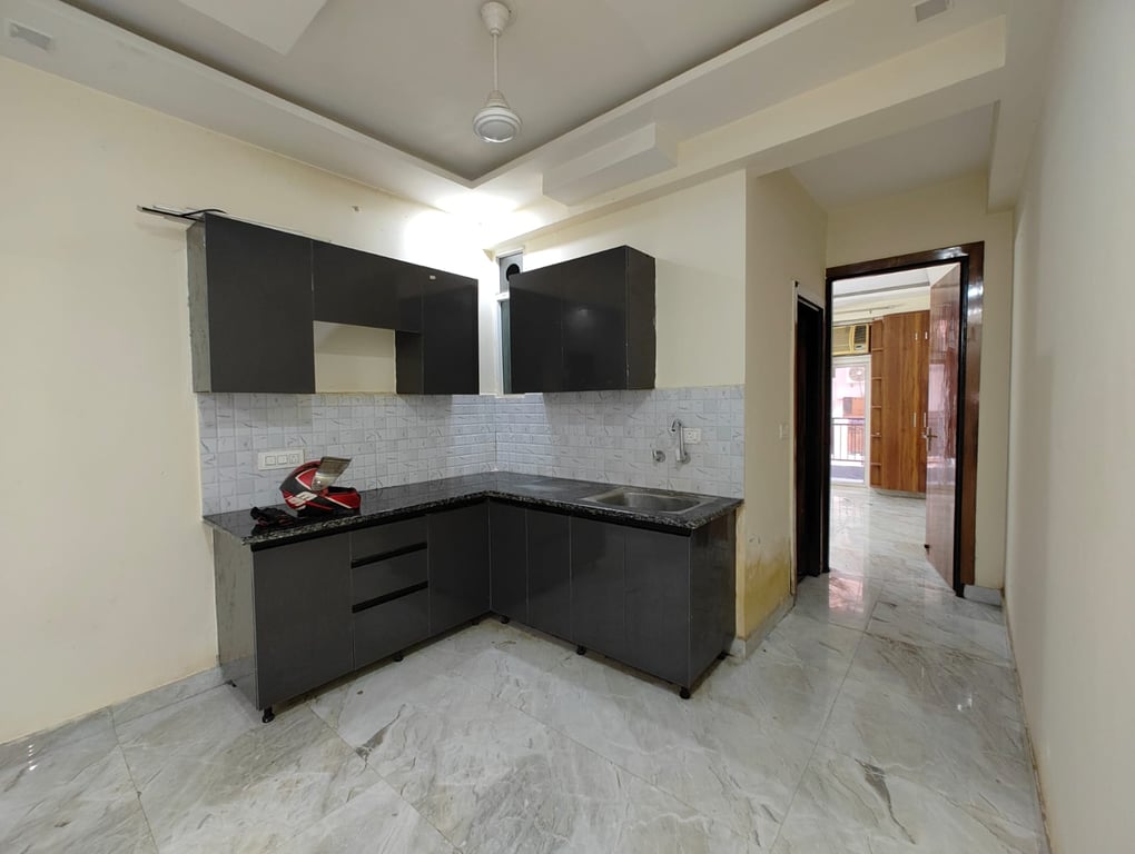 1bhk apartment sec 1 Greater Noida thumbnail 3
