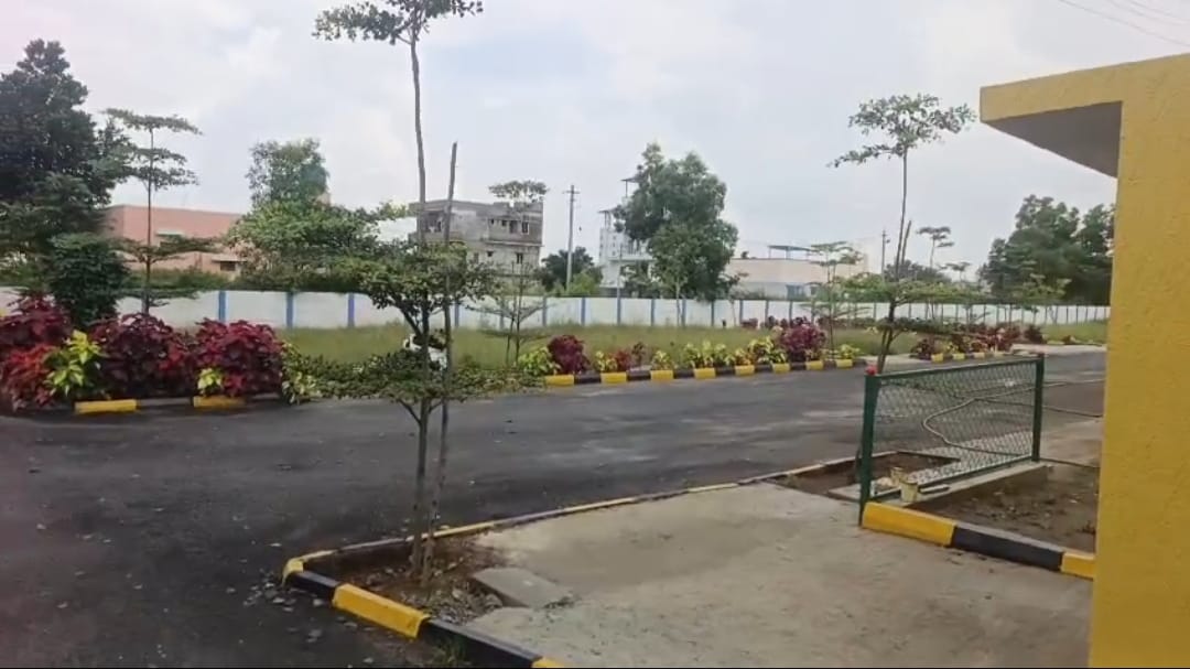 Residential plots with regular aminities thumbnail 6