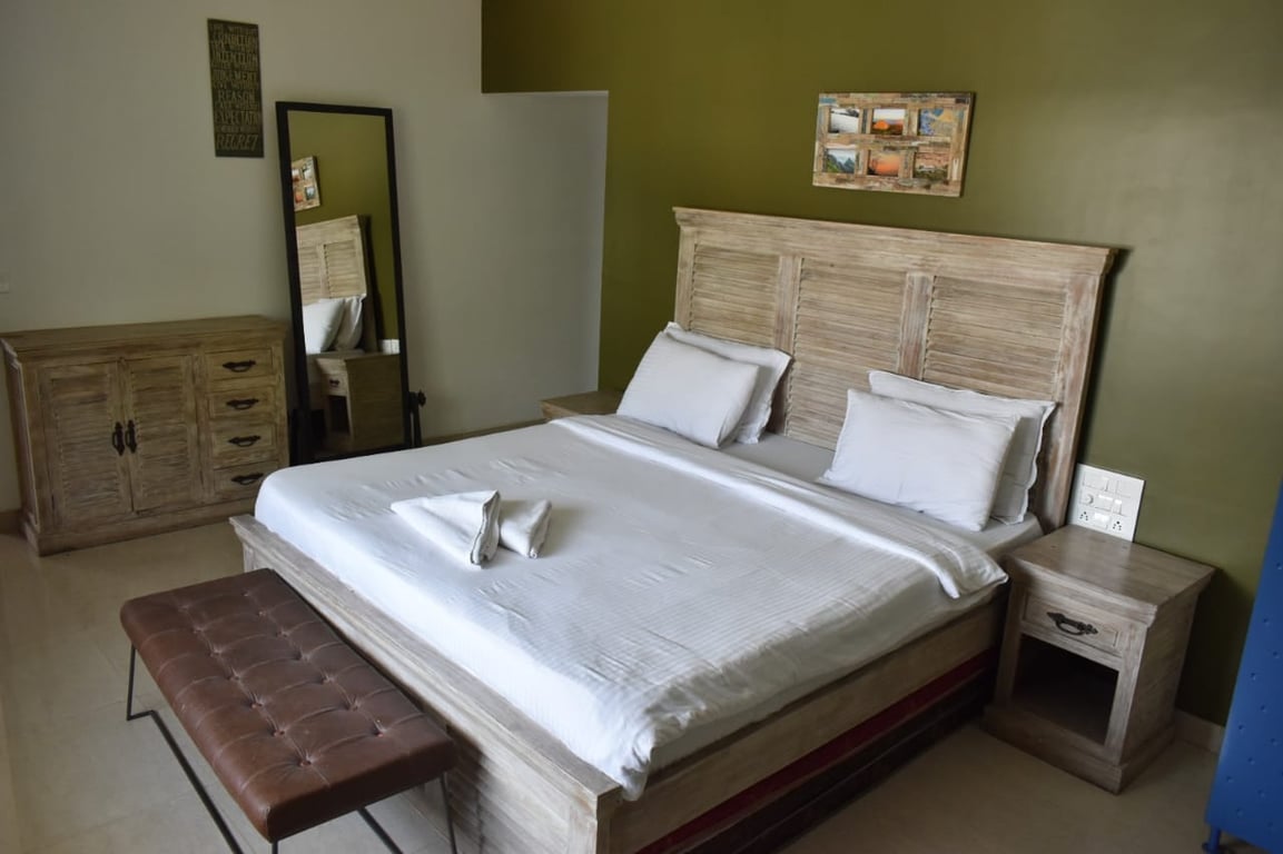 6 BHK Villa for rent thumbnail 14