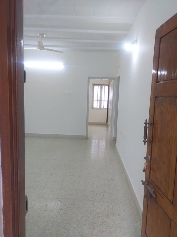 2 BHK in NEW BEL Road, Mathekere thumbnail 18