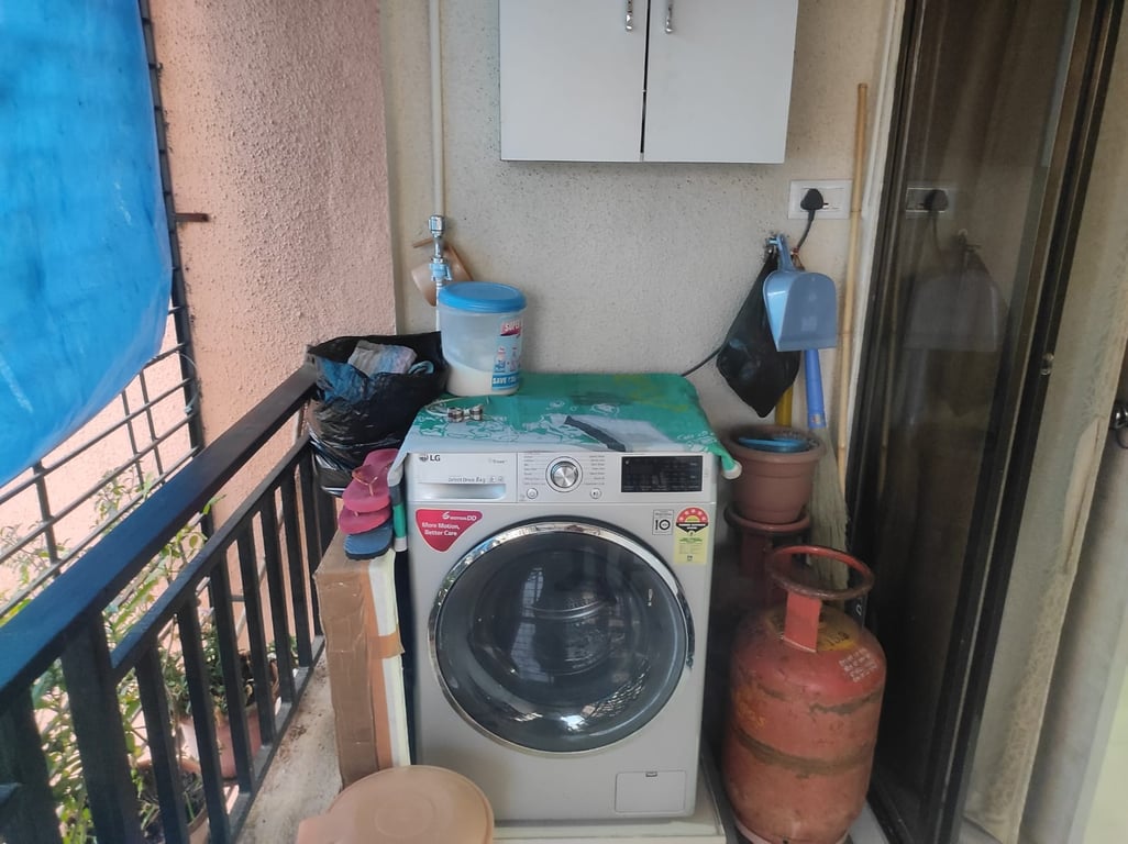 Fully Furnished 2BHK Flat for sale thumbnail 11