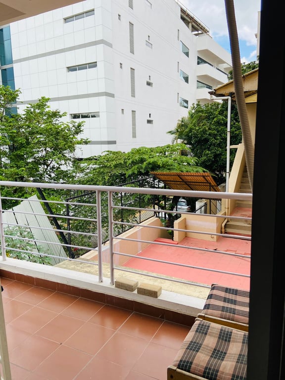 2BHK Apartment for Sale – Yellappa Chetty Layout, Ulsoor Road, Bangalore (Central Business District) thumbnail 7