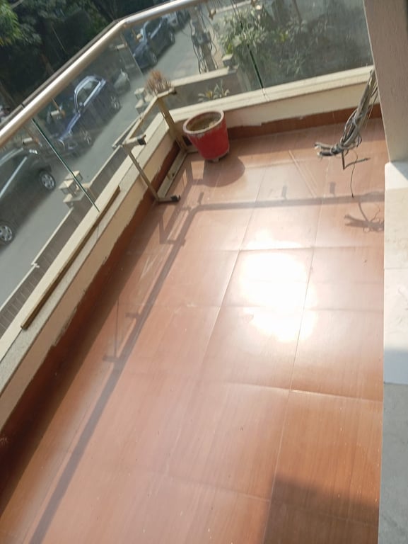 Luxurious 3BHK Builder Floor thumbnail 17