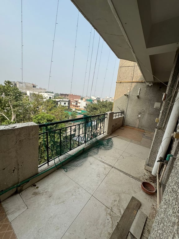 3BHK sector 16 Faridabad thumbnail 4