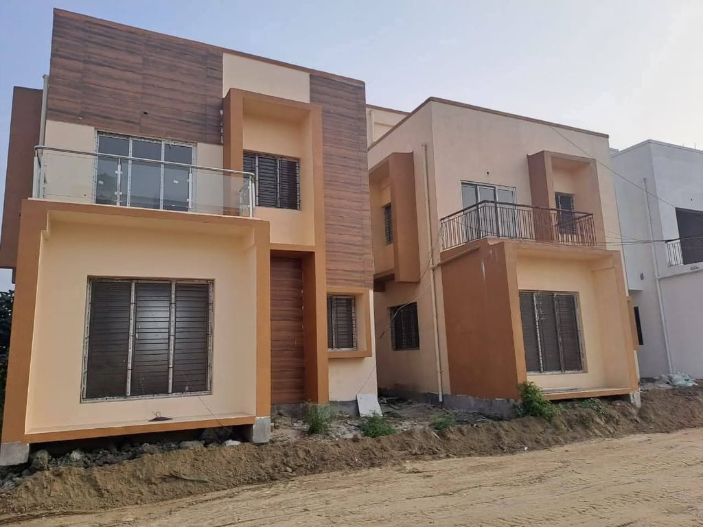 Live in your dream 3BHK Premium Bungalow thumbnail 4