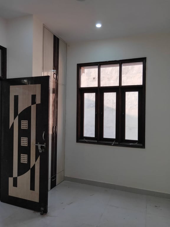 2 BHK First floor Dwarka Mor thumbnail 9