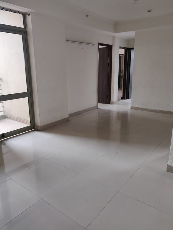 3 bhk 2 washroom thumbnail 5