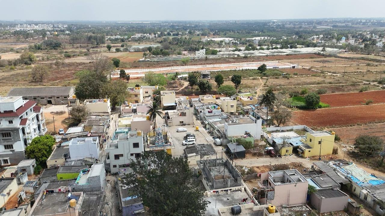 Villa Plots for Sale – ERAYAA GREEN VALLEY, Chandapura, Bangalore thumbnail 4