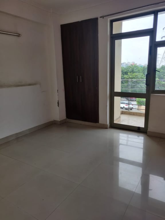 3 bhk 2 washroom thumbnail 2