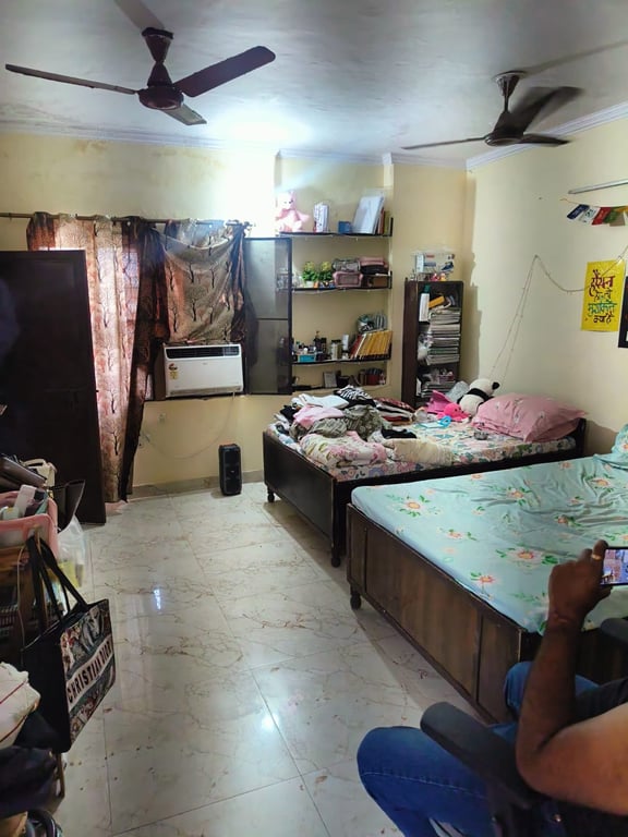 3rd and 4th floor for sale in Shalimar Bagh thumbnail 1