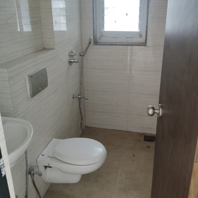 2BHK & 1BHK Flats for Sale – Kurla East, Mumbai (Ready to Move) thumbnail 2