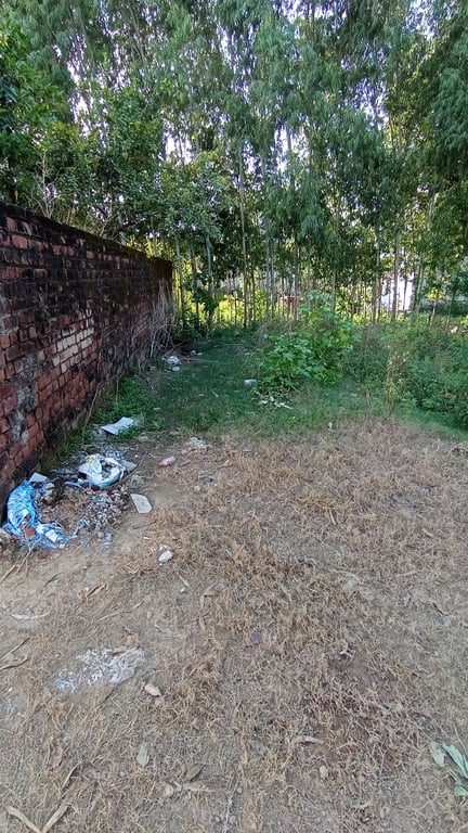 10 Marla Plot For Sale thumbnail 2