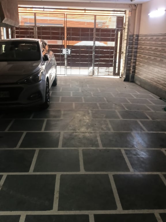 1bhk flat in Uttam Nagar Delhi thumbnail 5