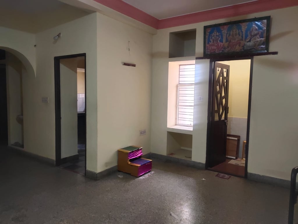 House for Sale – 132/B “Shrinidhi”, Doctor’s Colony Main Road, Konankunte, Bangalore 560062 thumbnail 6