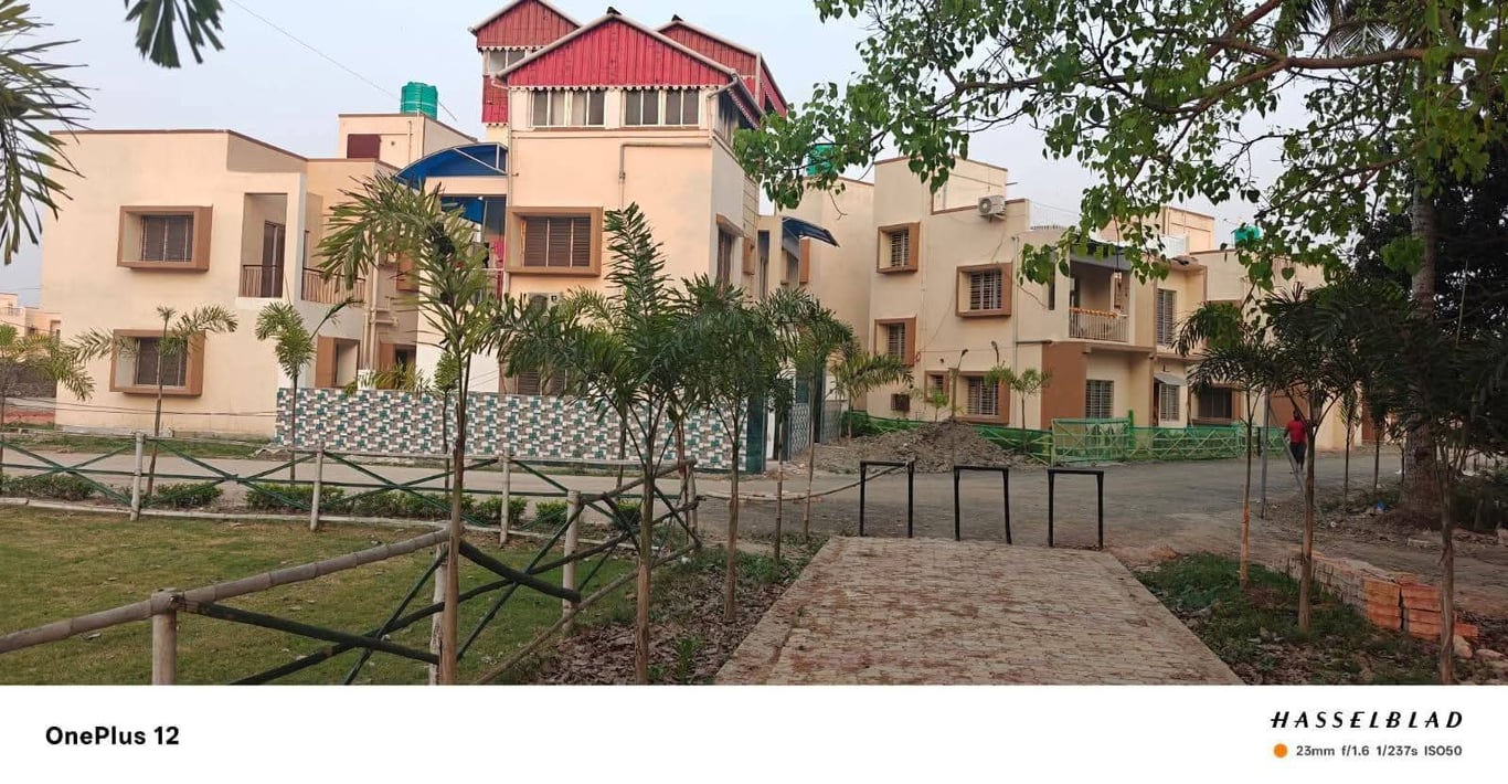 Live in your dream 3BHK Premium Bungalow thumbnail 8