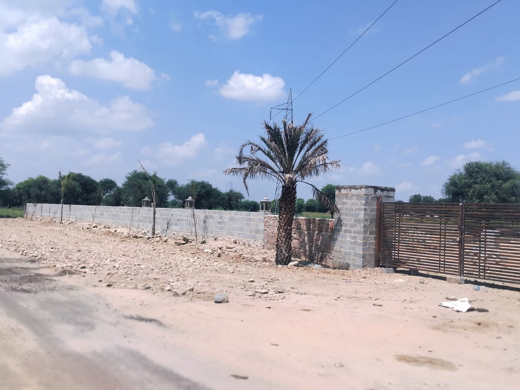 Farmhouse plot at Ajmer road near Mahindra sez fully developed gated township thumbnail 6