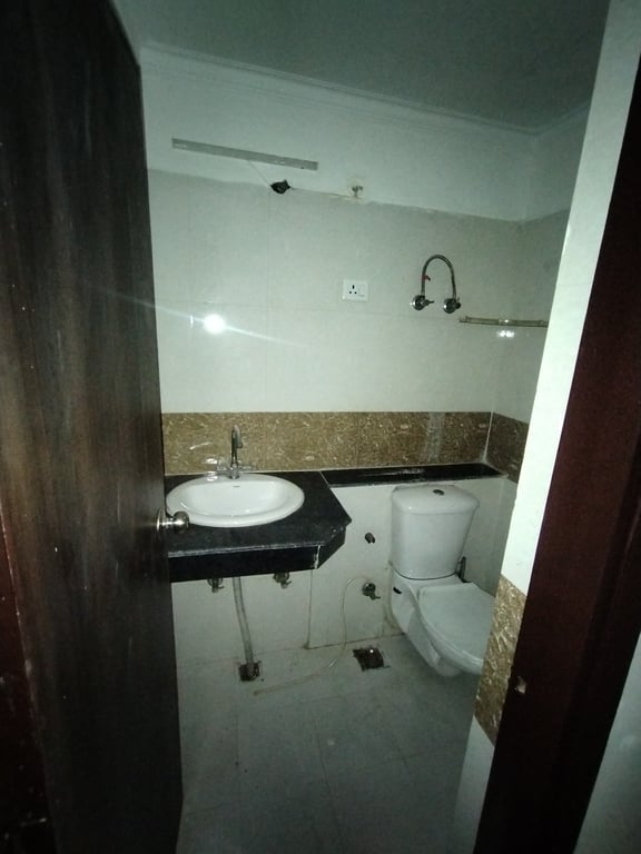 3 bhk + servent with washroom thumbnail 6