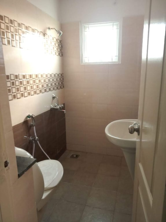 2 bhk flat for rent at Paramount Avenue Nagaram thumbnail 7