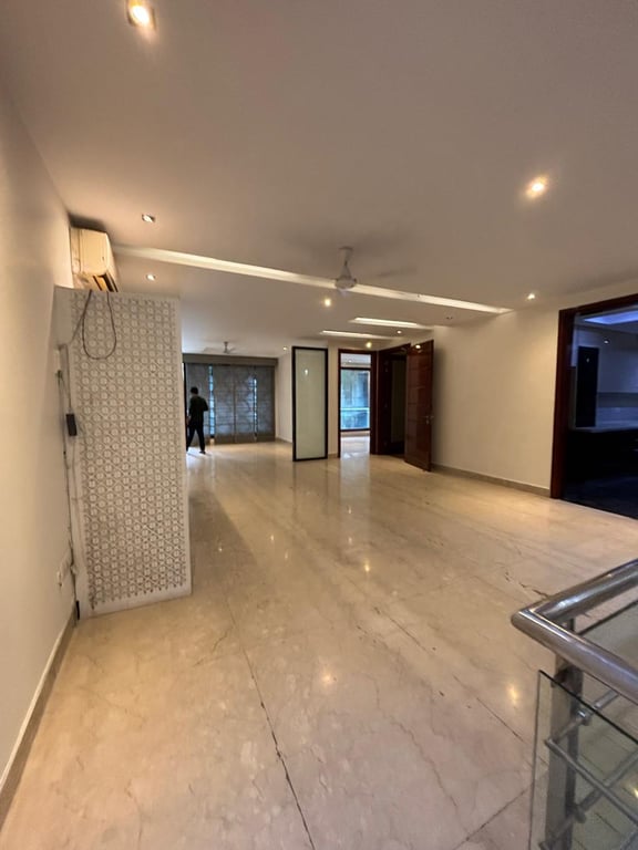 Saket three bhk thumbnail 1