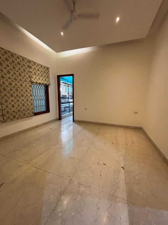 Saket three bhk thumbnail 6