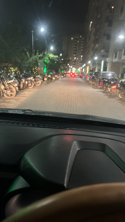 Spacious 2bhk with park view thumbnail 3