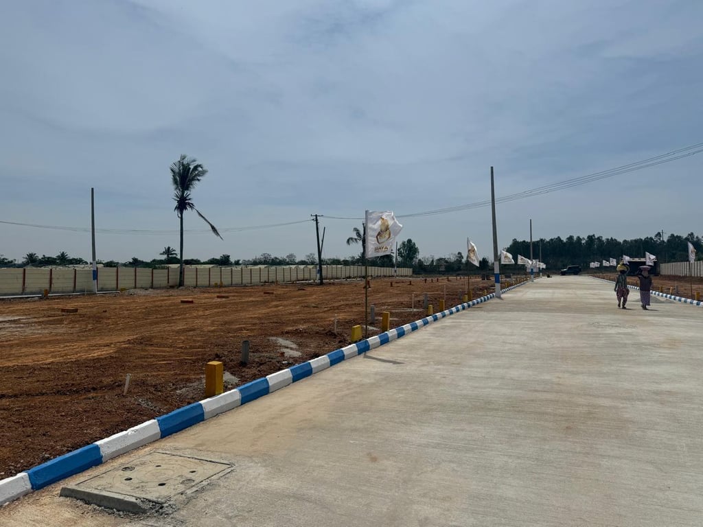 Villa Plots for Sale – ERAYAA GREEN VALLEY, Chandapura, Bangalore thumbnail 3