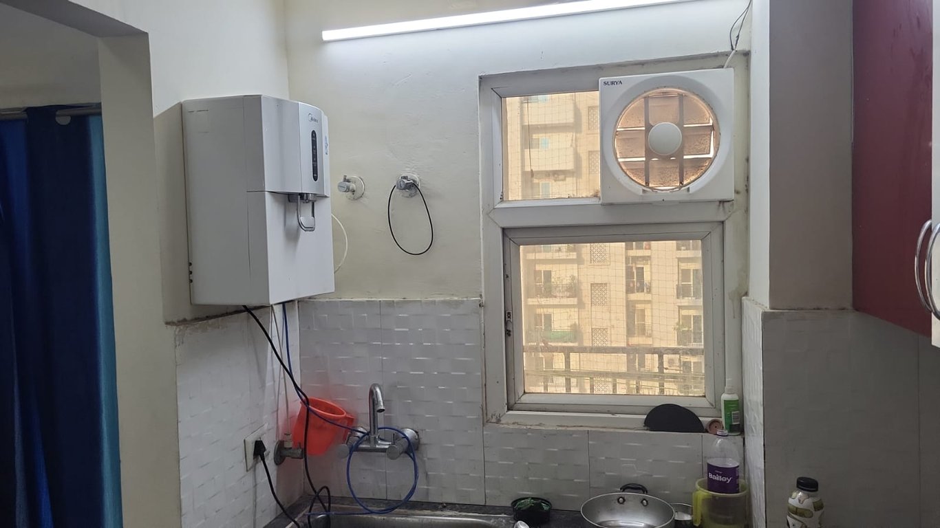 3BHK Flat for Rent in Saviour Greenarch, Noida Extension – 1260 SQFT thumbnail 8