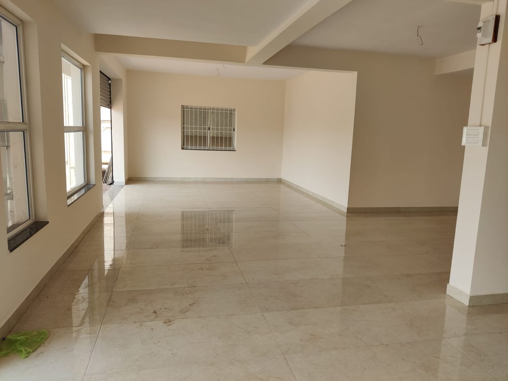 Commercial Shop for Rent – NH4 Touch, Mahantesh Nagar, Belagavi thumbnail 5