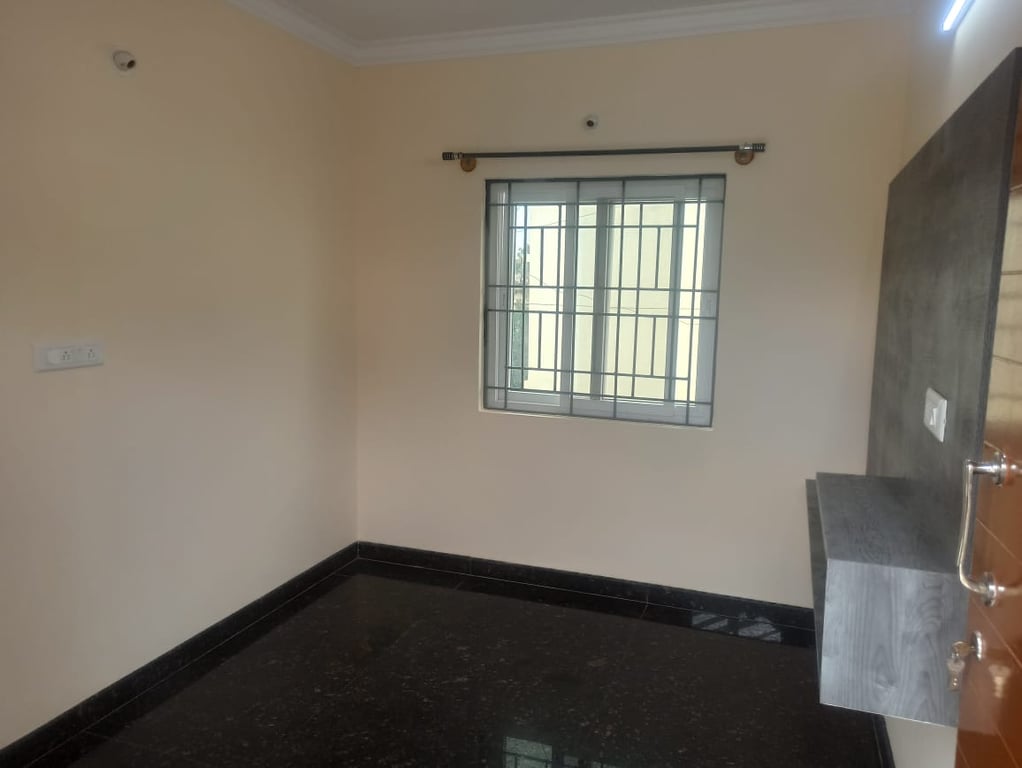 1BHK Flat for Rent – BTM Layout 2nd Stage, Bangalore-76 thumbnail 7