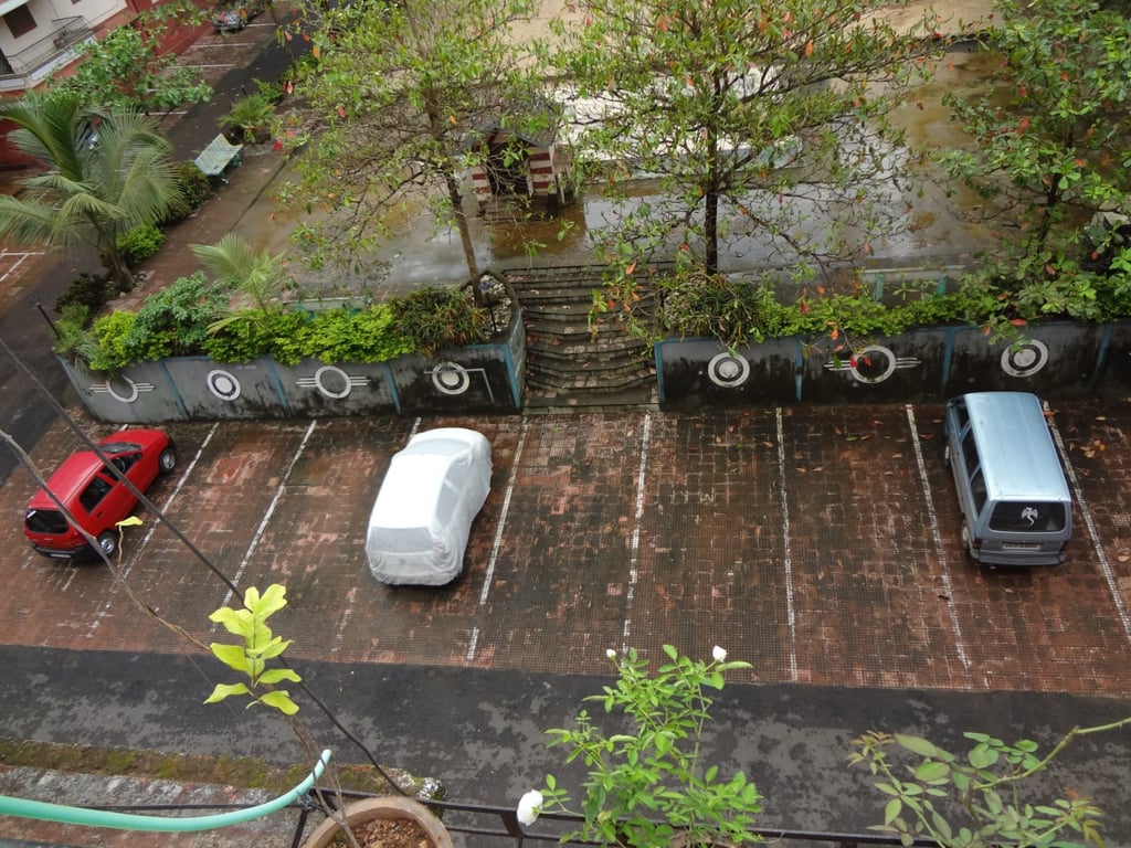 3bhk fully furnished 122sqmts in oldgoa with swimming pool, club house, children's play area,gym. thumbnail 8