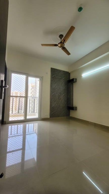 3BHK Flat for Rent in Amrapali Terrace Homes, Noida Extension – 1185 SQFT thumbnail 8