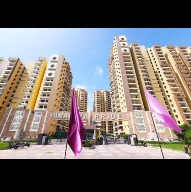 2BHK Flat for Rent in Himalaya Pride, Noida Extension – 948 SQFT thumbnail 4