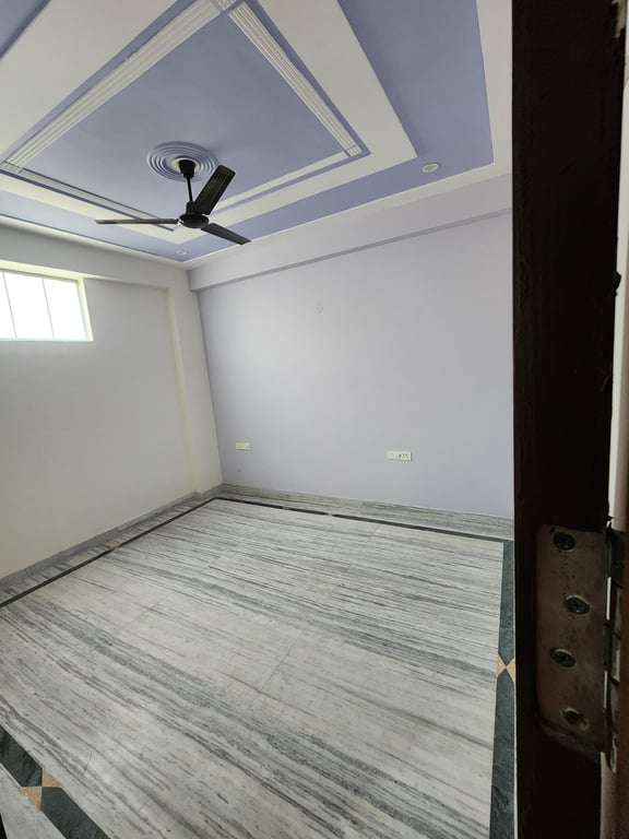 2bhk sector 110 Palam Vihar Gurgaon thumbnail 2