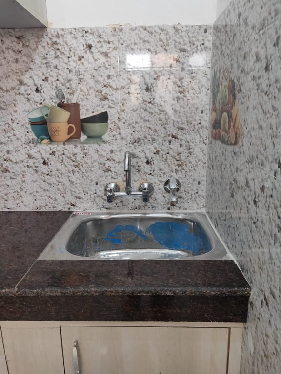 2 BHK First floor Dwarka Mor thumbnail 13