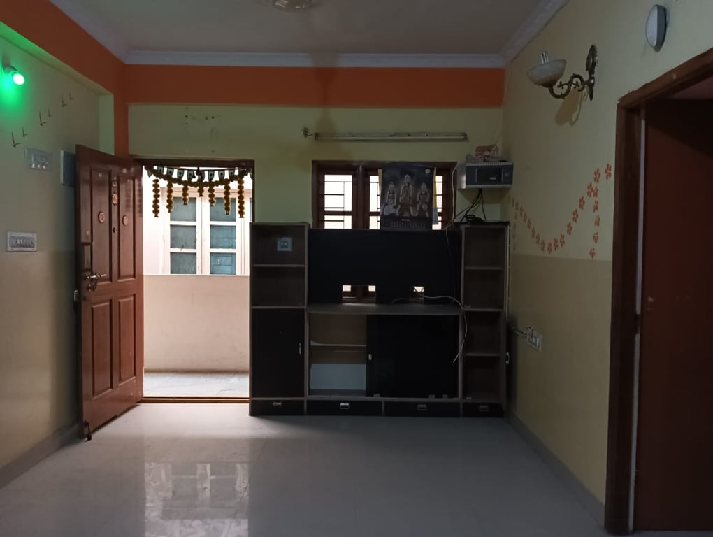 Speciaous 3BHK thumbnail 1