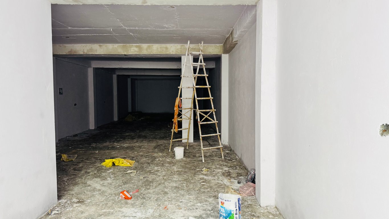 1600 spacious floors in Mayapuri for commercial or godown purpose thumbnail 3