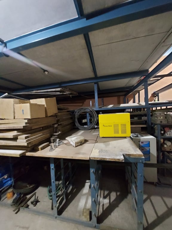 Spacious Shop/Godown For Sale thumbnail 7