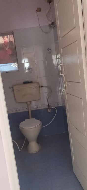 2BHK Semi-Furnished House for Rent – Banashankari 3rd Stage, Bangalore thumbnail 6