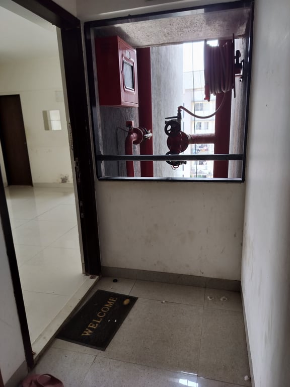 2 BHK 733 Carpet on 16th floor of 17 in Andheri west ,  3 Side Open View with Partial Sea View. thumbnail 1