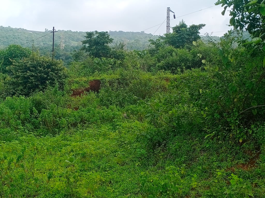 The Residence overlooking the mountains  with scenic beauty thumbnail 2