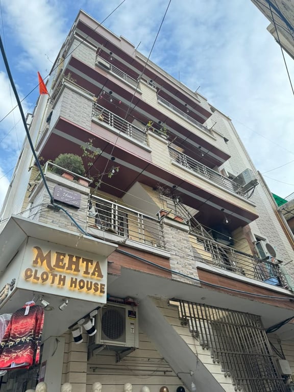 2 BHK Avantika Rohini Sector 2 Delhi thumbnail 1