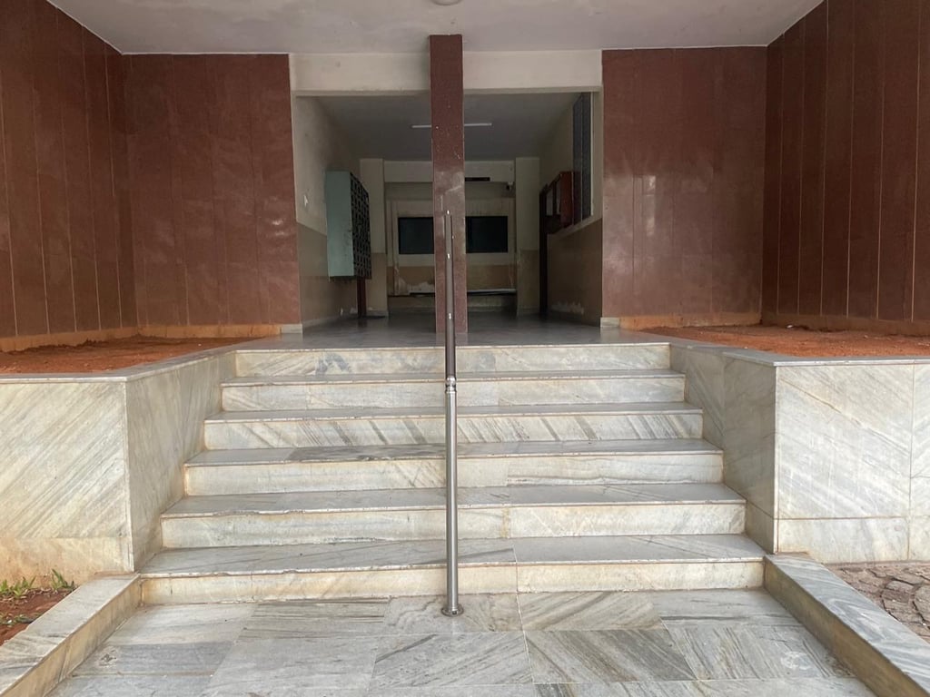 2 bhk gated community flat on rent in Wilson Garden Bangalore thumbnail 6