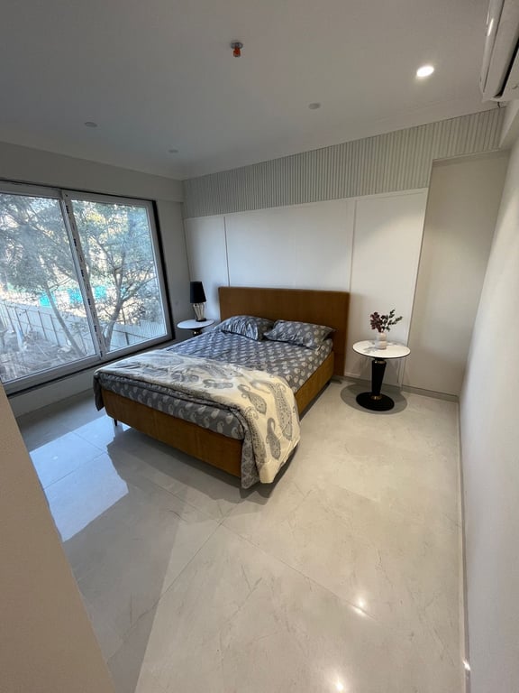 2bhk resale flat available in chembur east thumbnail 4